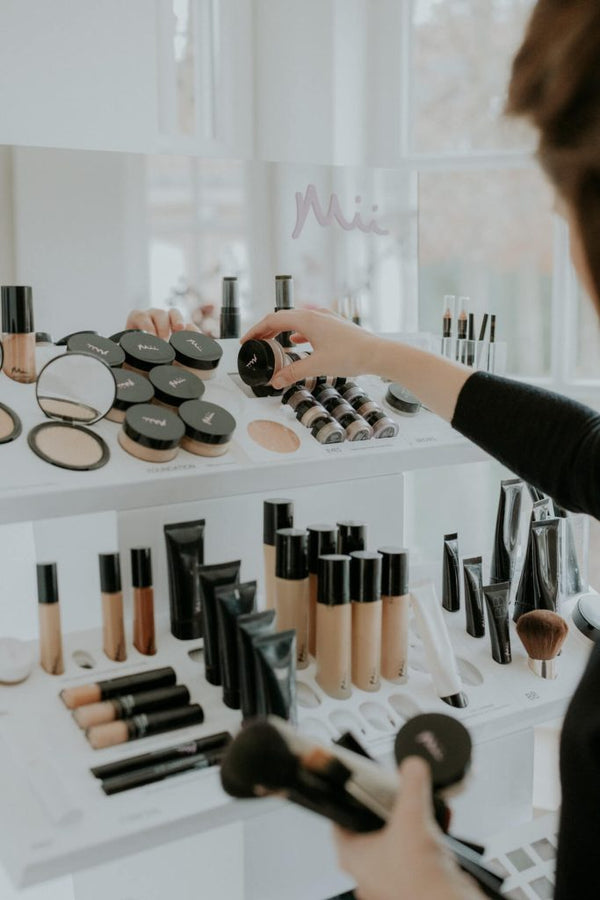Make-Up