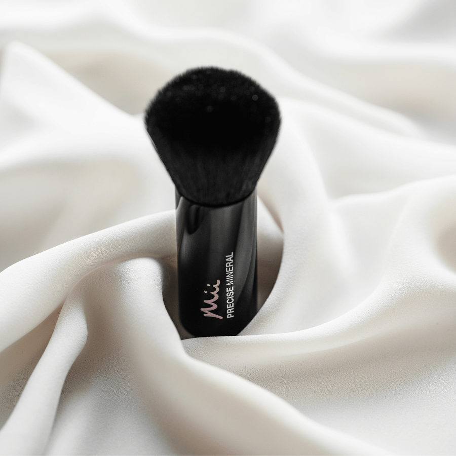 Precise Mineral Kabuki Brush